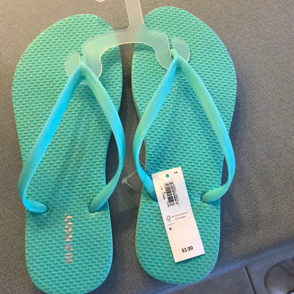 Old Navy Flips